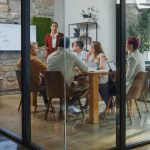 Meeting v kanceláři